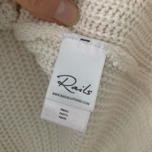 RAILS white Mika cold shoulder sweater top S - Picture 8 of 9